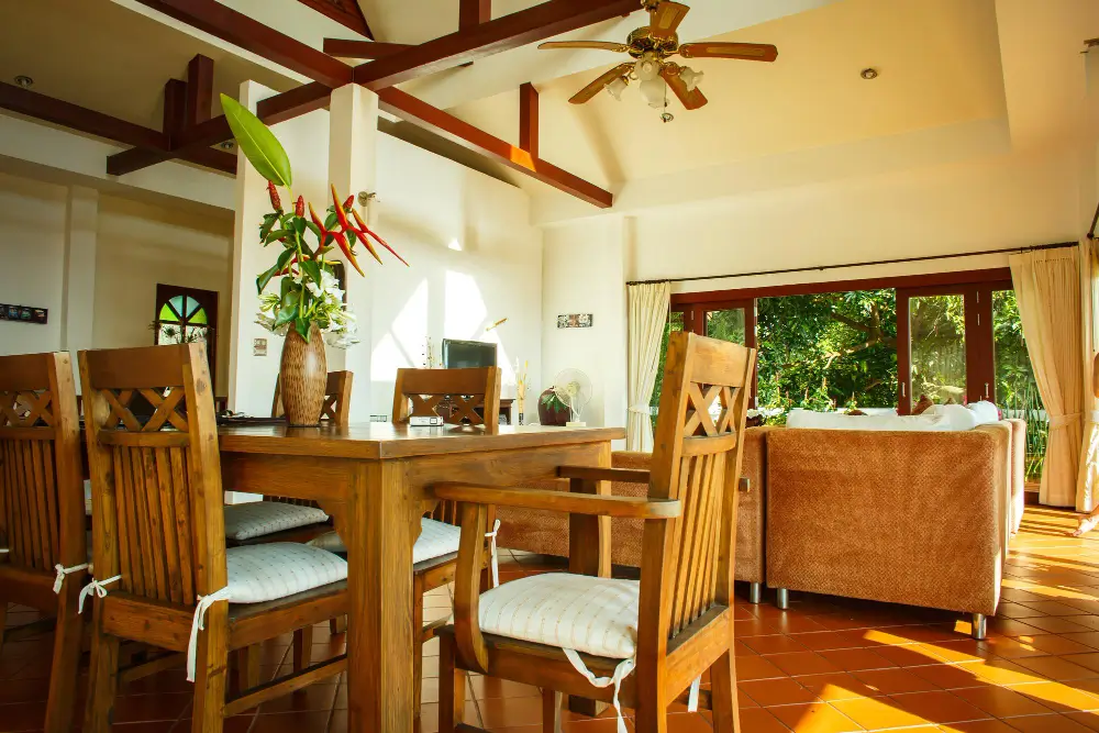 Clean home-care setting for professional-quality everyday cleaning